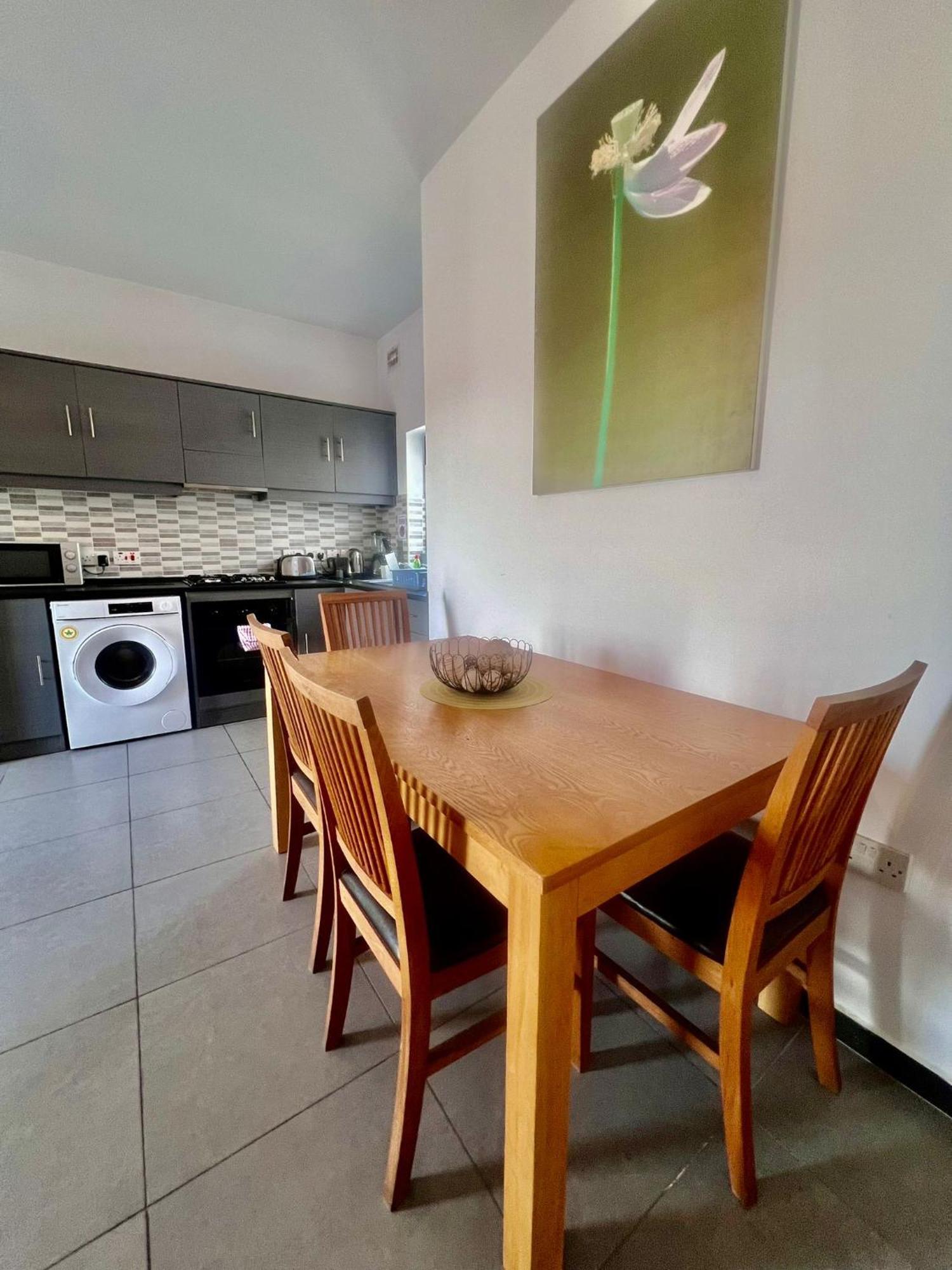 83/3-Lovely 1 Bedroom Penthouse Birkirkara Eksteriør billede