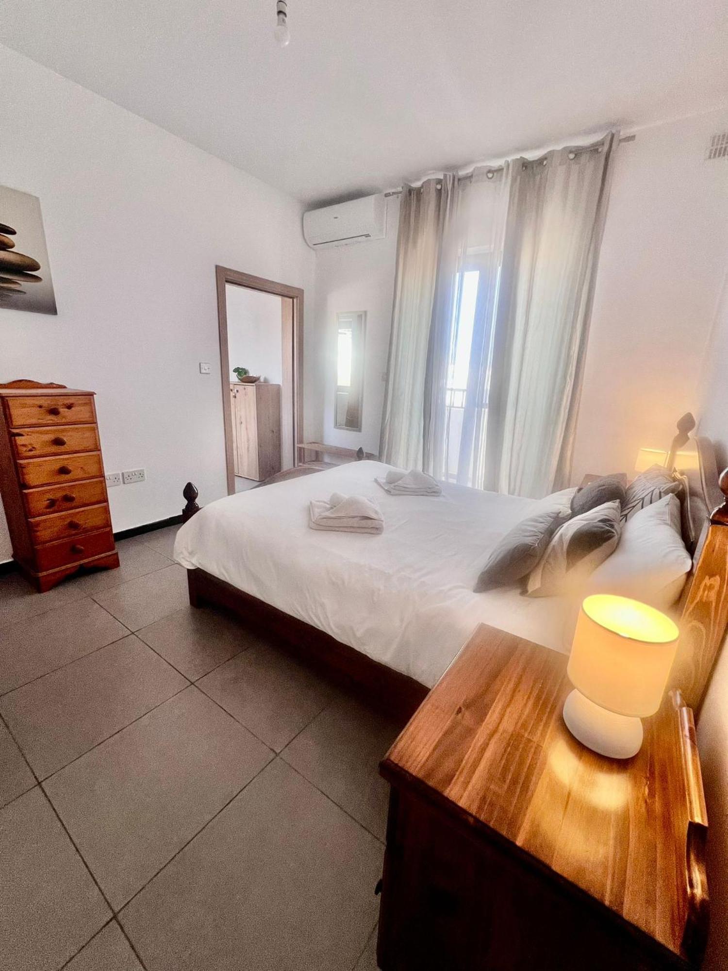 83/3-Lovely 1 Bedroom Penthouse Birkirkara Eksteriør billede